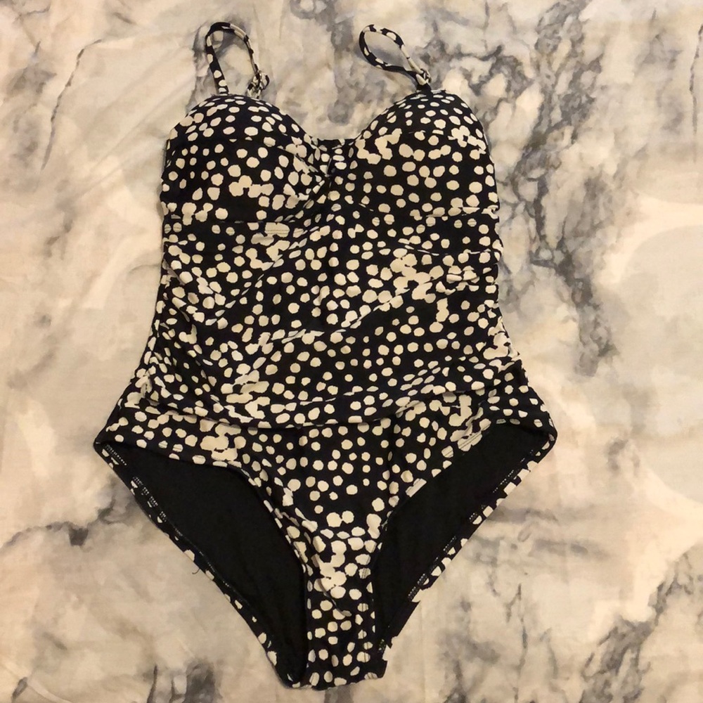 One piece bathing suit